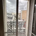 Beautiful T2 With Balcony - Near Parc Clichy
